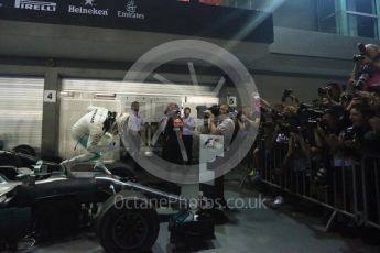 World © Octane Photographic Ltd. Formula 1 - Singapore Grand Prix - Parc Ferme. Lewis Hamilton - Mercedes AMG Petronas F1 W08 EQ Energy+. Marina Bay Street Circuit, Singapore. Sunday 17th September 2017. Digital Ref: