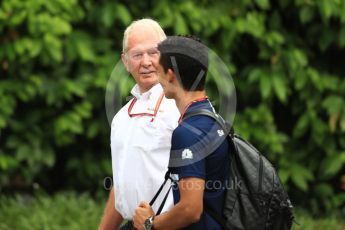 World © Octane Photographic Ltd. Formula 1 - Singapore Grand Prix - Paddock. Helmut Marko - advisor to the Red Bull GmbH Formula One Teams and head of Red Bull's driver development program and Pascal Wehrlein – Sauber F1 Team C36. Marina Bay Street Circuit, Singapore. Saturday 16th September 2017. Digital Ref:1961LB1D0943