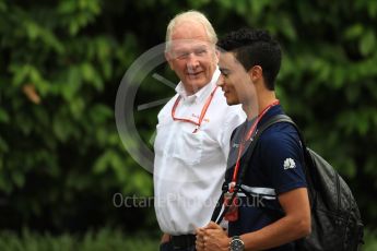 World © Octane Photographic Ltd. Formula 1 - Singapore Grand Prix - Paddock. Helmut Marko - advisor to the Red Bull GmbH Formula One Teams and head of Red Bull's driver development program and Pascal Wehrlein – Sauber F1 Team C36. Marina Bay Street Circuit, Singapore. Saturday 16th September 2017. Digital Ref:1961LB1D0956