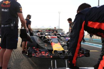 World © Octane Photographic Ltd. Formula 1 – Abu Dhabi GP - Grid. Aston Martin Red Bull Racing TAG Heuer RB14 – Max Verstappen. Yas Marina Circuit, Abu Dhabi. Sunday 25th November 2018.