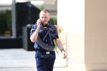 World © Octane Photographic Ltd. Formula 1 - Abu Dhabi GP - Paddock. Paddy Lowe - Chief Technical Officer at Williams Martini Racing. Yas Marina Circuit, Abu Dhabi. Saturday 24th November 2018.