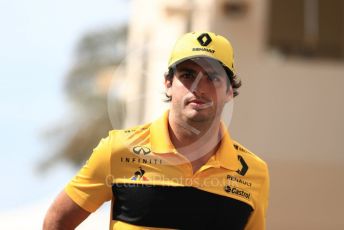 World © Octane Photographic Ltd. Formula 1 –  Abu Dhabi GP - Paddock. Renault Sport F1 Team RS18 – Carlos Sainz. Yas Marina Circuit, Abu Dhabi. Saturday 24th November 2018.