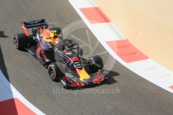 World © Octane Photographic Ltd. Formula 1 –  Abu Dhabi GP - Practice 1. Aston Martin Red Bull Racing TAG Heuer RB14 – Max Verstappen. Yas Marina Circuit, Abu Dhabi. Friday 23rd November 2018.