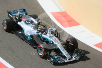 World © Octane Photographic Ltd. Formula 1 –  Abu Dhabi GP - Practice 1. Mercedes AMG Petronas Motorsport AMG F1 W09 EQ Power+ - Lewis Hamilton. Yas Marina Circuit, Abu Dhabi. Friday 23rd November 2018.