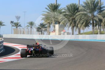 World © Octane Photographic Ltd. Formula 1 –  Abu Dhabi GP - Practice 1. Aston Martin Red Bull Racing TAG Heuer RB14 – Max Verstappen. Yas Marina Circuit, Abu Dhabi. Friday 23rd November 2018.