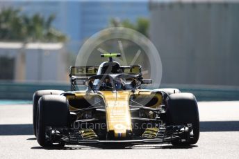 World © Octane Photographic Ltd. Formula 1 –  Abu Dhabi GP - Practice 1. Renault Sport F1 Team RS18 – Carlos Sainz. Yas Marina Circuit, Abu Dhabi. Friday 23rd November 2018.