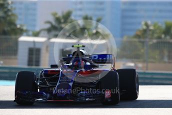 World © Octane Photographic Ltd. Formula 1 –  Abu Dhabi GP - Practice 1. Scuderia Toro Rosso STR13 – Pierre Gasly. Yas Marina Circuit, Abu Dhabi. Friday 23rd November 2018.