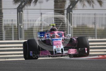 World © Octane Photographic Ltd. Formula 1 –  Abu Dhabi GP - Practice 1. Racing Point Force India VJM11 - Esteban Ocon. Yas Marina Circuit, Abu Dhabi. Friday 23rd November 2018.