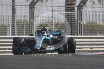 World © Octane Photographic Ltd. Formula 1 –  Abu Dhabi GP - Practice 1. Mercedes AMG Petronas Motorsport AMG F1 W09 EQ Power+ - Valtteri Bottas. Yas Marina Circuit, Abu Dhabi. Friday 23rd November 2018.