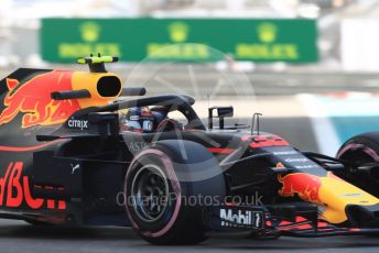 World © Octane Photographic Ltd. Formula 1 –  Abu Dhabi GP - Practice 1. Aston Martin Red Bull Racing TAG Heuer RB14 – Max Verstappen. Yas Marina Circuit, Abu Dhabi. Friday 23rd November 2018.
