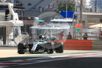 World © Octane Photographic Ltd. Formula 1 –  Abu Dhabi GP - Practice 1. Mercedes AMG Petronas Motorsport AMG F1 W09 EQ Power+ - Valtteri Bottas. Yas Marina Circuit, Abu Dhabi. Friday 23rd November 2018.
