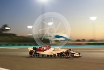 World © Octane Photographic Ltd. Formula 1 –  Abu Dhabi GP - Practice 2. Alfa Romeo Sauber F1 Team C37 – Marcus Ericsson. Yas Marina Circuit, Abu Dhabi. Friday 23rd November 2018.