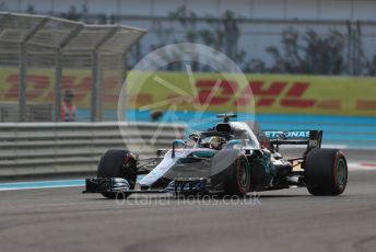 World © Octane Photographic Ltd. Formula 1 –  Abu Dhabi GP - Practice 2. Mercedes AMG Petronas Motorsport AMG F1 W09 EQ Power+ - Lewis Hamilton. Yas Marina Circuit, Abu Dhabi. Friday 23rd November 2018.