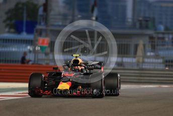 World © Octane Photographic Ltd. Formula 1 –  Abu Dhabi GP - Practice 2. Aston Martin Red Bull Racing TAG Heuer RB14 – Max Verstappen. Yas Marina Circuit, Abu Dhabi. Friday 23rd November 2018.