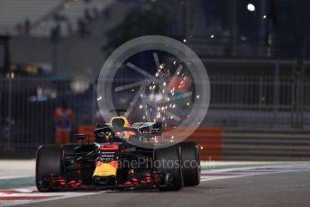 World © Octane Photographic Ltd. Formula 1 –  Abu Dhabi GP - Practice 2. Aston Martin Red Bull Racing TAG Heuer RB14 – Daniel Ricciardo. Yas Marina Circuit, Abu Dhabi. Friday 23rd November 2018.