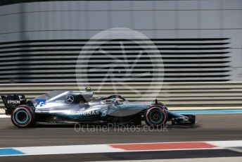 World © Octane Photographic Ltd. Formula 1 –  Abu Dhabi GP - Practice 2. Mercedes AMG Petronas Motorsport AMG F1 W09 EQ Power+ - Valtteri Bottas. Yas Marina Circuit, Abu Dhabi. Friday 23rd November 2018.