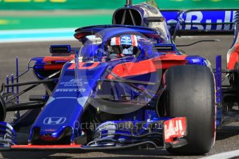 World © Octane Photographic Ltd. Formula 1 –  Abu Dhabi GP - Practice 3. Scuderia Toro Rosso STR13 – Pierre Gasly. Yas Marina Circuit, Abu Dhabi. Saturday 24th November 2018.