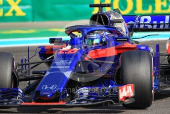 World © Octane Photographic Ltd. Formula 1 –  Abu Dhabi GP - Practice 3. Scuderia Toro Rosso STR13 – Brendon Hartley. Yas Marina Circuit, Abu Dhabi. Saturday 24th November 2018.