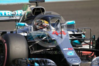 World © Octane Photographic Ltd. Formula 1 –  Abu Dhabi GP - Practice 3. Mercedes AMG Petronas Motorsport AMG F1 W09 EQ Power+ - Lewis Hamilton. Yas Marina Circuit, Abu Dhabi. Saturday 24th November 2018.