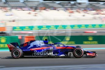 World © Octane Photographic Ltd. Formula 1 –  Abu Dhabi GP - Practice 3. Scuderia Toro Rosso STR13 – Brendon Hartley. Yas Marina Circuit, Abu Dhabi. Saturday 24th November 2018.