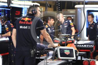 World © Octane Photographic Ltd. Formula 1 –  Abu Dhabi GP - Practice 3. Aston Martin Red Bull Racing TAG Heuer RB14 – Daniel Ricciardo. Yas Marina Circuit, Abu Dhabi. Saturday 24th November 2018.