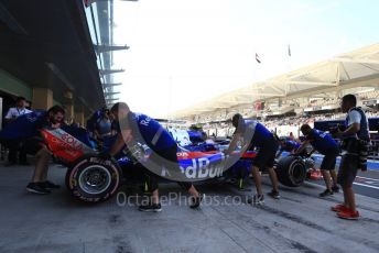 World © Octane Photographic Ltd. Formula 1 –  Abu Dhabi GP - Practice 3. Scuderia Toro Rosso STR13 – Pierre Gasly. Yas Marina Circuit, Abu Dhabi. Saturday 24th November 2018.
