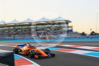 World © Octane Photographic Ltd. Formula 1 –  Abu Dhabi GP - Qualifying. McLaren MCL33 – Fernando Alonso. Yas Marina Circuit, Abu Dhabi. Saturday 24th November 2018.