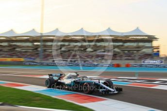 World © Octane Photographic Ltd. Formula 1 –  Abu Dhabi GP - Qualifying. Mercedes AMG Petronas Motorsport AMG F1 W09 EQ Power+ - Lewis Hamilton. Yas Marina Circuit, Abu Dhabi. Saturday 24th November 2018.