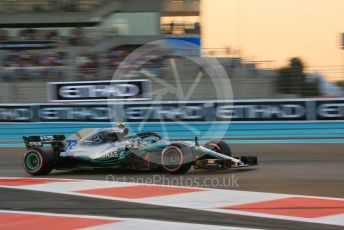 World © Octane Photographic Ltd. Formula 1 –  Abu Dhabi GP - Qualifying. Mercedes AMG Petronas Motorsport AMG F1 W09 EQ Power+ - Valtteri Bottas. Yas Marina Circuit, Abu Dhabi. Saturday 24th November 2018.