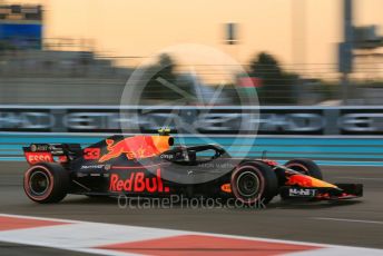 World © Octane Photographic Ltd. Formula 1 –  Abu Dhabi GP - Qualifying. Aston Martin Red Bull Racing TAG Heuer RB14 – Max Verstappen. Yas Marina Circuit, Abu Dhabi. Saturday 24th November 2018.