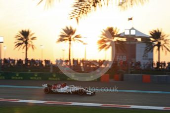 World © Octane Photographic Ltd. Formula 1 –  Abu Dhabi GP - Qualifying. Alfa Romeo Sauber F1 Team C37 – Marcus Ericsson. Yas Marina Circuit, Abu Dhabi. Saturday 24th November 2018.