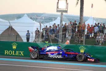 World © Octane Photographic Ltd. Formula 1 –  Abu Dhabi GP - Qualifying. Scuderia Toro Rosso STR13 – Pierre Gasly. Yas Marina Circuit, Abu Dhabi. Saturday 24th November 2018.