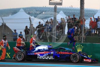 World © Octane Photographic Ltd. Formula 1 –  Abu Dhabi GP - Qualifying. Scuderia Toro Rosso STR13 – Pierre Gasly. Yas Marina Circuit, Abu Dhabi. Saturday 24th November 2018.