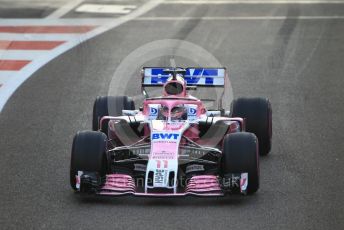 World © Octane Photographic Ltd. Formula 1 –  Abu Dhabi GP - Race. Racing Point Force India VJM11 - Sergio Perez. Yas Marina Circuit, Abu Dhabi. Sunday 25th November 2018.