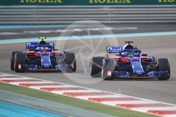 World © Octane Photographic Ltd. Formula 1 –  Abu Dhabi GP - Race. Scuderia Toro Rosso STR13 – Brendon Hartley and Pierre Gasly. Yas Marina Circuit, Abu Dhabi. Sunday 25th November 2018.