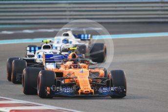 World © Octane Photographic Ltd. Formula 1 –  Abu Dhabi GP - Race. McLaren MCL33 – Stoffel Vandoorne and Williams Martini Racing FW41 – Sergey Sirotkin and Lance Stroll. Yas Marina Circuit, Abu Dhabi. Sunday 25th November 2018.