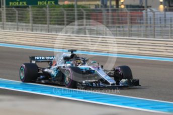 World © Octane Photographic Ltd. Formula 1 –  Abu Dhabi GP - Race. Mercedes AMG Petronas Motorsport AMG F1 W09 EQ Power+ - Lewis Hamilton. Yas Marina Circuit, Abu Dhabi. Sunday 25th November 2018.