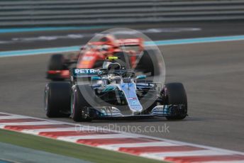 World © Octane Photographic Ltd. Formula 1 –  Abu Dhabi GP - Race. Mercedes AMG Petronas Motorsport AMG F1 W09 EQ Power+ - Valtteri Bottas and Scuderia Ferrari SF71-H – Sebastian Vettel. Yas Marina Circuit, Abu Dhabi. Sunday 25th November 2018.
