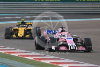World © Octane Photographic Ltd. Formula 1 –  Abu Dhabi GP - Race. Racing Point Force India VJM11 - Sergio Perez and Renault Sport F1 Team RS18 – Carlos Sainz. Yas Marina Circuit, Abu Dhabi. Sunday 25th November 2018.