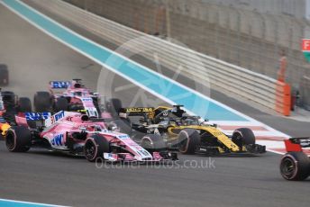 World © Octane Photographic Ltd. Formula 1 –  Abu Dhabi GP - Race. Racing Point Force India VJM11 - Esteban Ocon and Renault Sport F1 Team RS18 – Nico Hulkenberg. Yas Marina Circuit, Abu Dhabi. Sunday 25th November 2018.