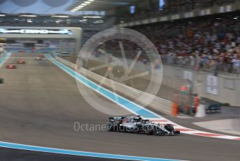 World © Octane Photographic Ltd. Formula 1 –  Abu Dhabi GP - Race. Mercedes AMG Petronas Motorsport AMG F1 W09 EQ Power+ - Lewis Hamilton. Yas Marina Circuit, Abu Dhabi. Sunday 25th November 2018.