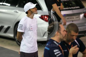 World © Octane Photographic Ltd. FIA Formula 2 (F2) – Abu Dhabi GP - Race 1. Lewis Hamilton watches ART Grand Prix - George Russell. Yas Marina Circuit, Abu Dhabi. Saturday 24th November 2018.