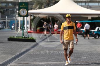 World © Octane Photographic Ltd. Formula 1 –  Abu Dhabi GP - Paddock. Renault Sport F1 Team RS18 – Carlos Sainz. Yas Marina Circuit, Abu Dhabi. Friday 23rd November 2018.