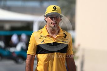 World © Octane Photographic Ltd. Formula 1 –  Abu Dhabi GP - Paddock. Renault Sport F1 Team RS18 – Carlos Sainz. Yas Marina Circuit, Abu Dhabi. Friday 23rd November 2018.