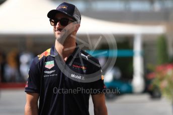 World © Octane Photographic Ltd. Formula 1 –  Abu Dhabi GP - Paddock. Aston Martin Red Bull Racing TAG Heuer RB14 – Daniel Ricciardo. Yas Marina Circuit, Abu Dhabi. Friday 23rd November 2018.