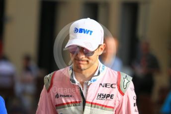 World © Octane Photographic Ltd. Formula 1 –  Abu Dhabi GP - Paddock. Racing Point Force India VJM11 - Esteban Ocon. Yas Marina Circuit, Abu Dhabi. Sunday 25th November 2018.