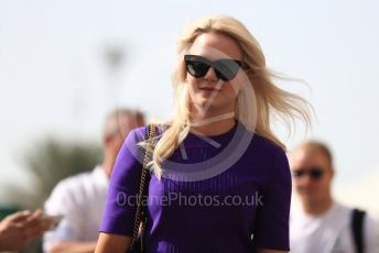 World © Octane Photographic Ltd. Formula 1 –  Abu Dhabi GP - Paddock. Mercedes AMG Petronas Motorsport AMG F1 W09 EQ Power+ - Valtteri Bottas' wife Emilia. Yas Marina Circuit, Abu Dhabi. Sunday 25th November 2018.