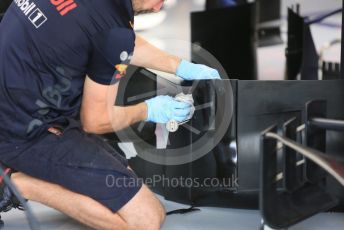 World © Octane Photographic Ltd. Formula 1 –  Abu Dhabi GP - Race day setup. Aston Martin Red Bull Racing TAG Heuer RB14. Yas Marina Circuit, Abu Dhabi. Sunday 25th November 2018.