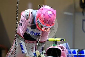 World © Octane Photographic Ltd. Formula 1 –  Abu Dhabi GP - Pit Lane. Racing Point Force India VJM11 - Esteban Ocon. Yas Marina Circuit, Abu Dhabi. Thursday 22nd November 2018.