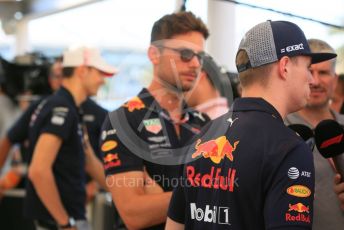 World © Octane Photographic Ltd. Formula 1 –  Abu Dhabi GP - Paddock. Aston Martin Red Bull Racing TAG Heuer RB14 – Max Verstappen and Racing Point Force India VJM11 - Esteban Ocon. Yas Marina Circuit, Abu Dhabi. Thursday 22nd November 2018.